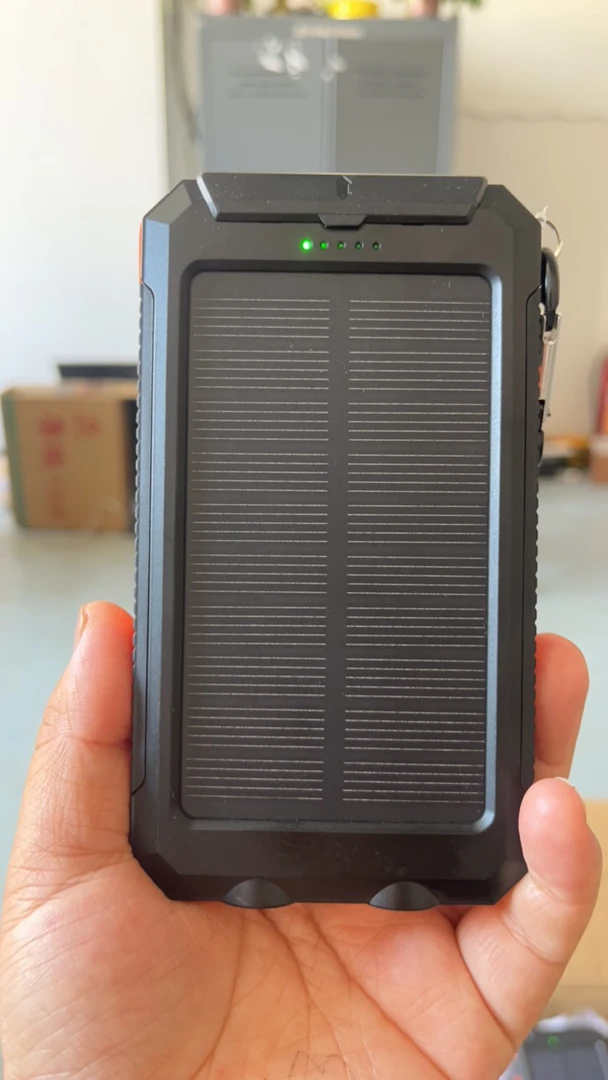 【新款】太阳能充电板1个