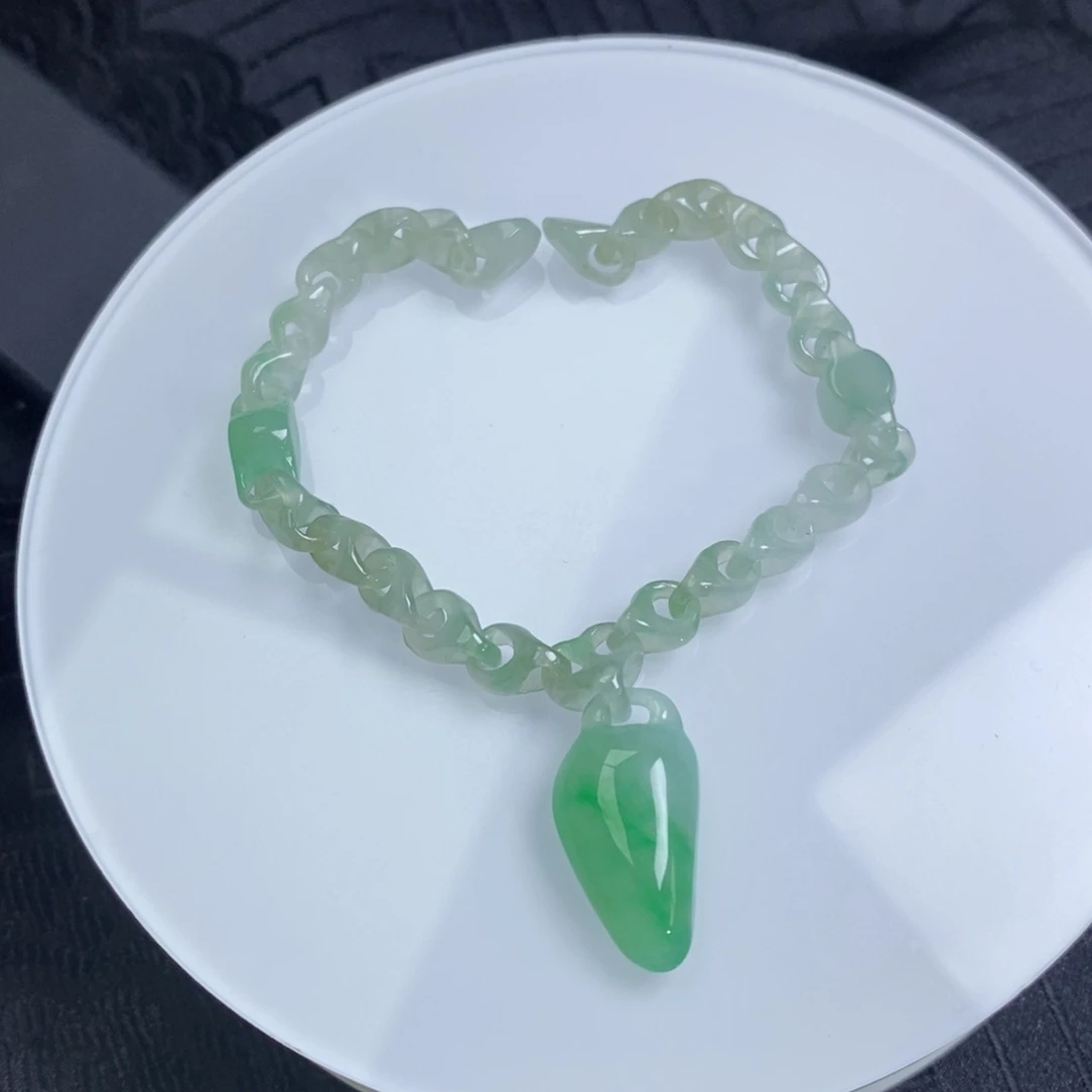 颈饰未镶嵌翡翠桃心拉环