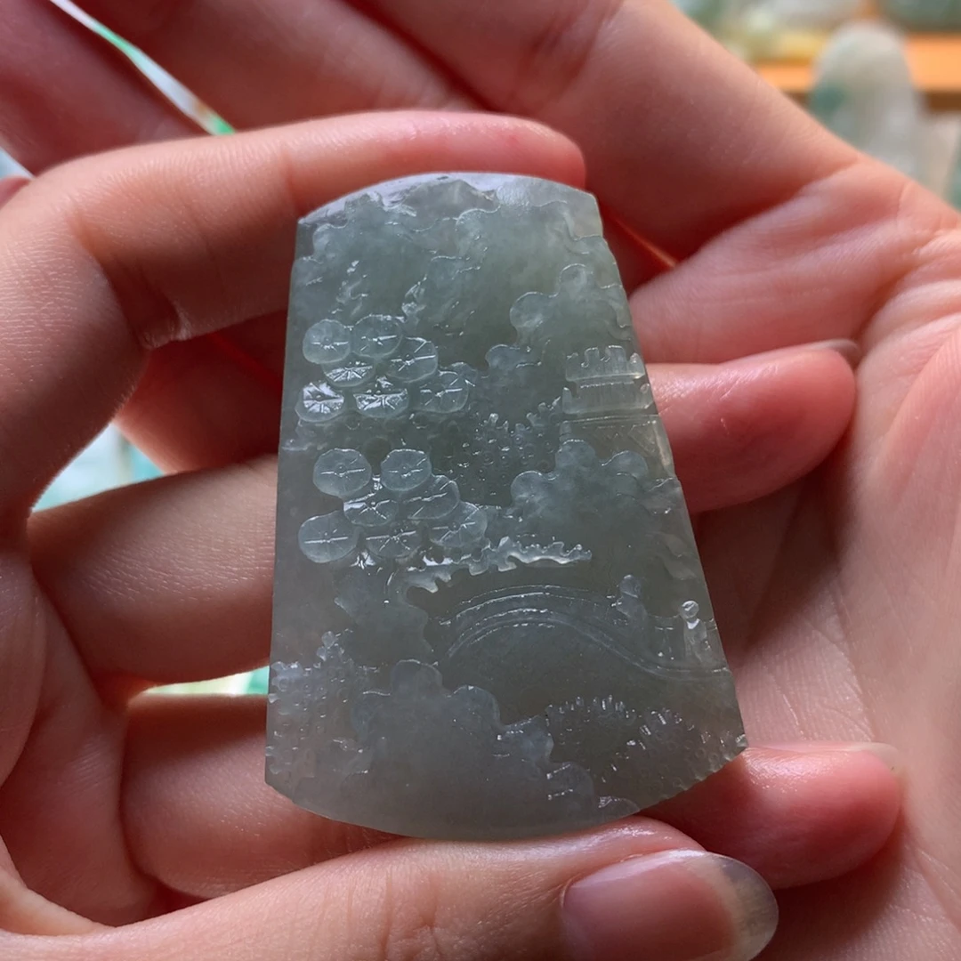 定制翡翠未镶嵌山水
