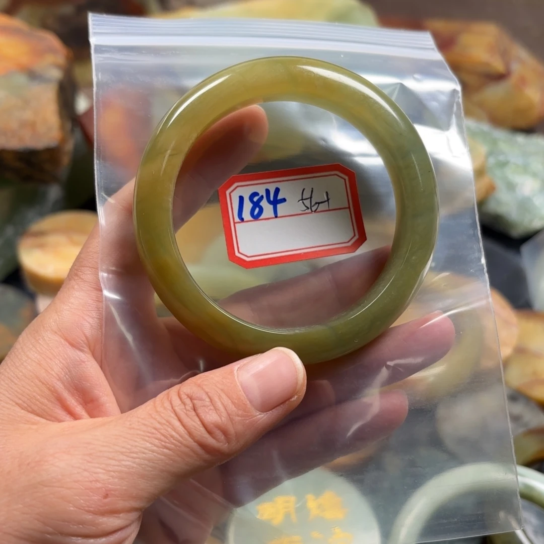 ****…蛇纹石玉未镶嵌手镯