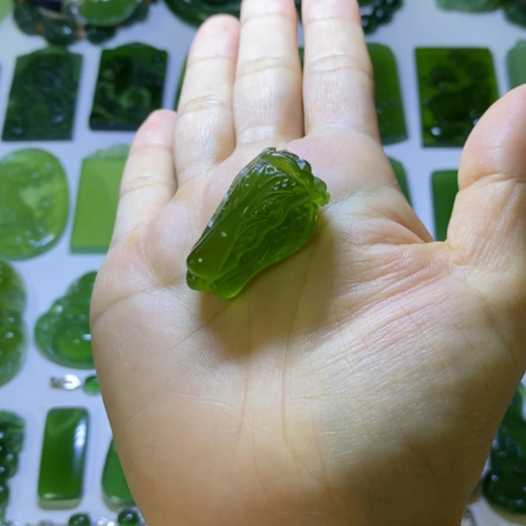 【闪购商品】未镶嵌蛇纹石玉颈饰