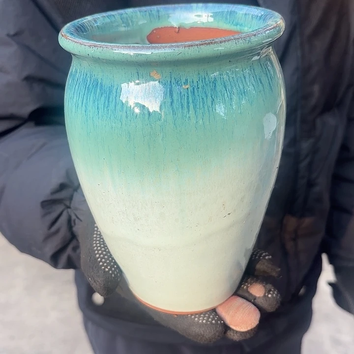 红陶绿口径12*18一个