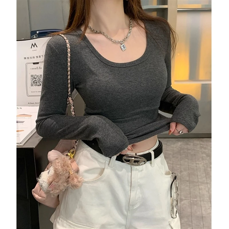 短款U领纯色长袖t恤女秋冬2025新款修身显瘦打底衫内搭露脐上衣