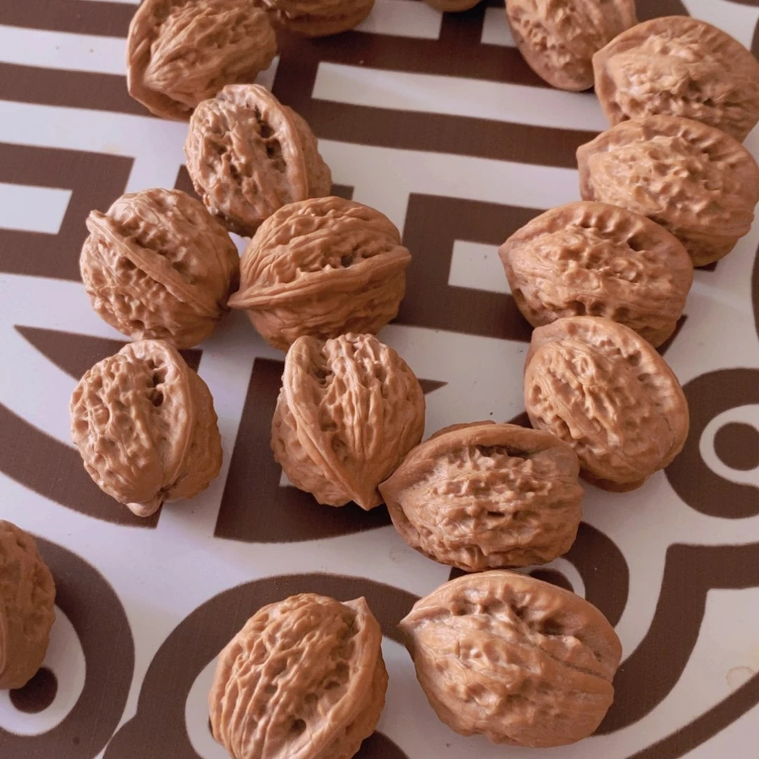 呱***唧文玩核桃吊坠文玩核桃大红袍18颗定制品