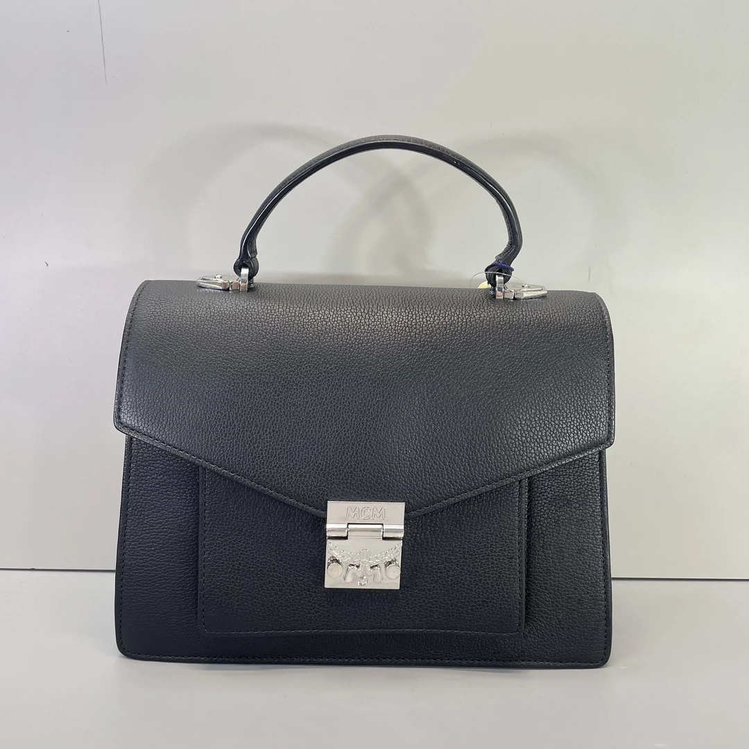 95新 MCM 媚姐/mcm黑色大号手提邮差包27x20x9cmG041008
