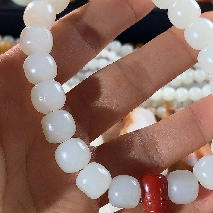 用***5和田玉未镶嵌手链