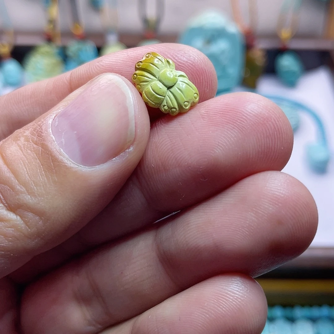 绿松石未镶嵌配饰