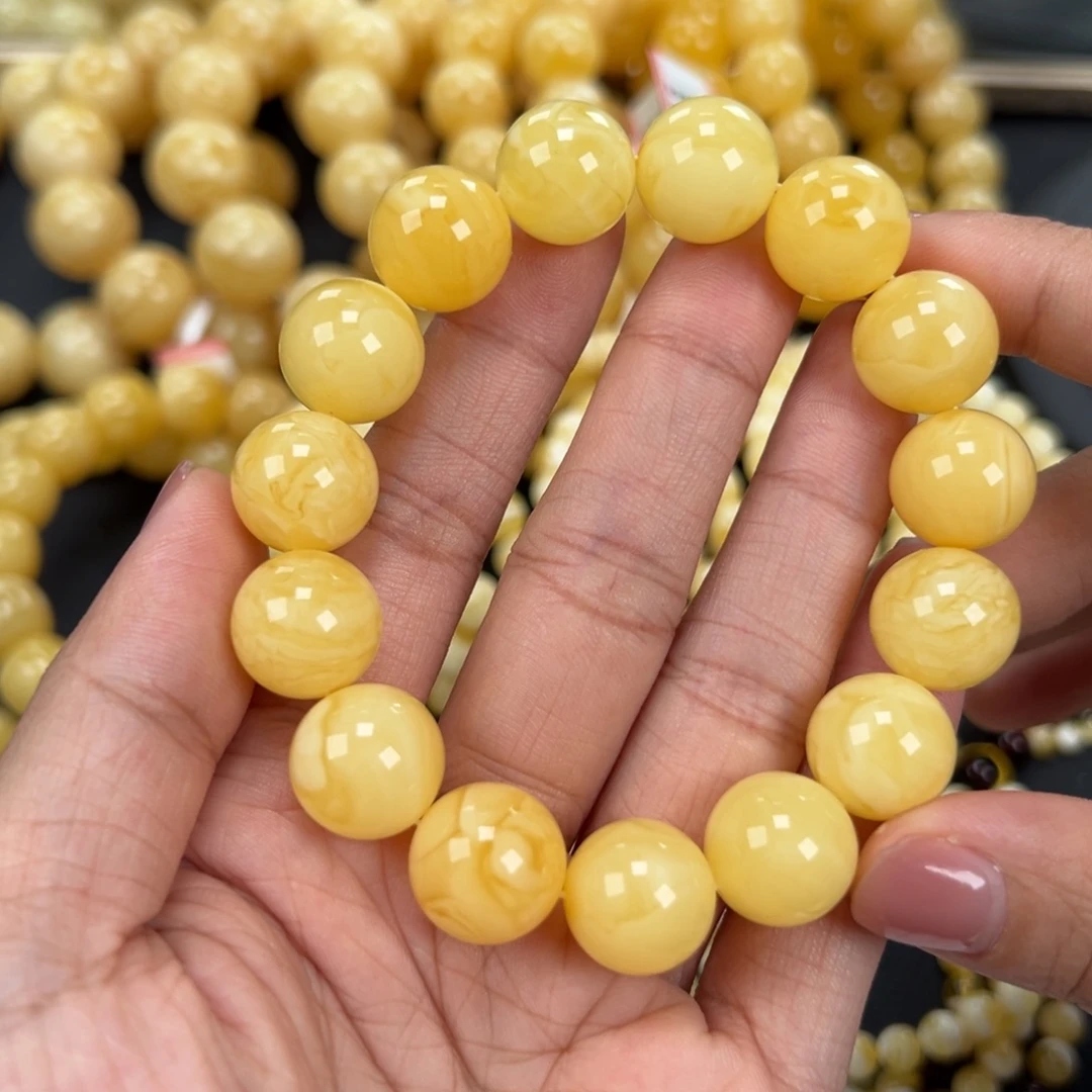 琥珀未镶嵌手链23.9克