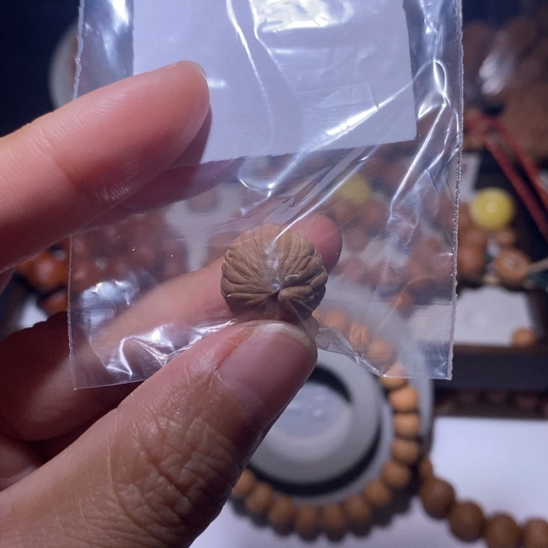 吊坠猴头核桃猴头
