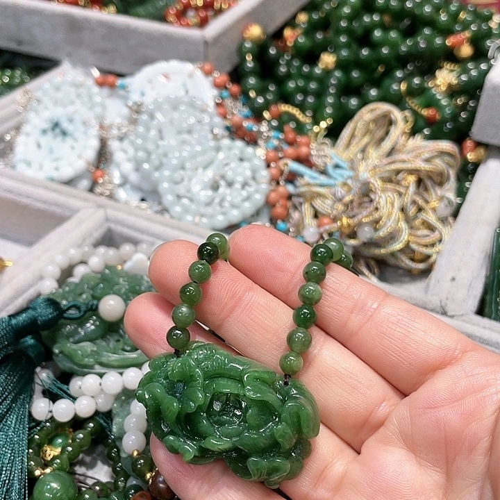 【闪购商品】和田玉未镶嵌颈饰