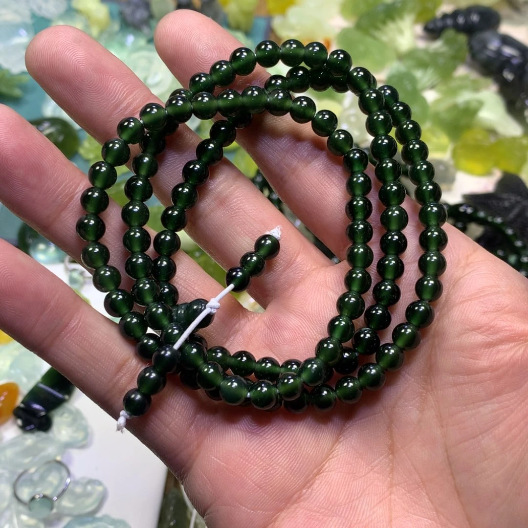 岫玉颈饰未镶嵌T***?串