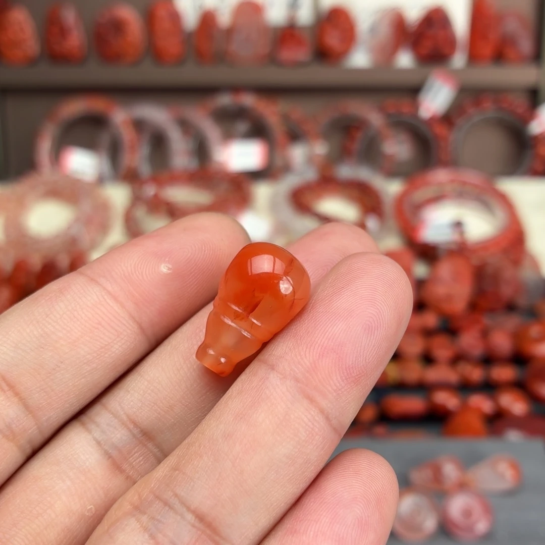 S****南红玛瑙未镶嵌颈饰三通12+