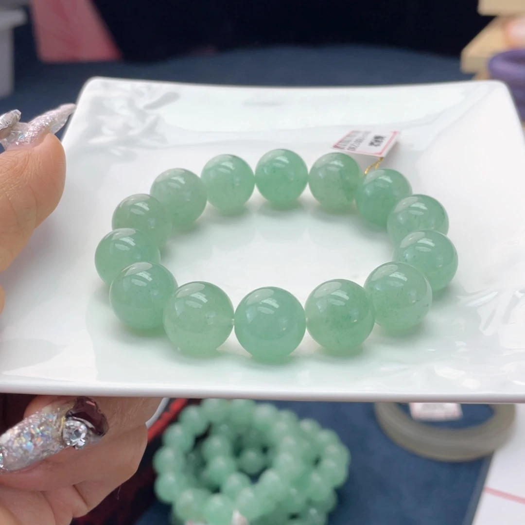 石英岩玉未镶嵌手镯