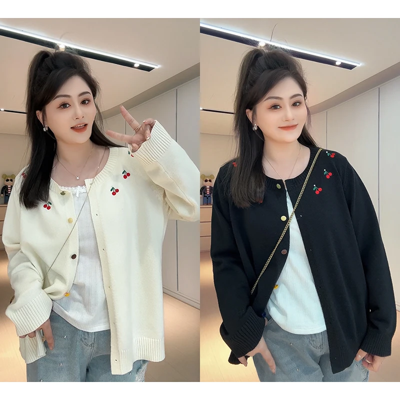 【胖佳佳】现货~小樱桃 圆领针织衫春季时尚刺绣开衫外套H625Z00935
