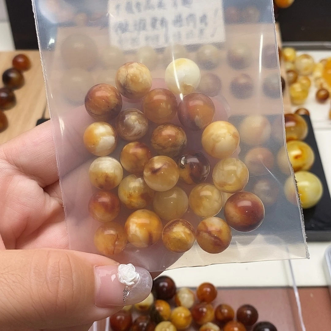 用***9裸石虫珀未镶嵌蜜蜡