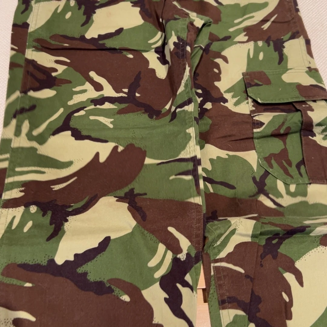 J***e咖啡杯和咖啡杯两块