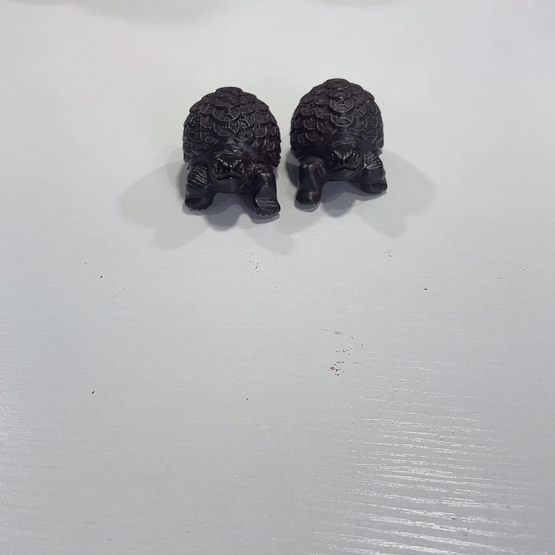 风车木（黑檀木）红木底座精雕工艺品