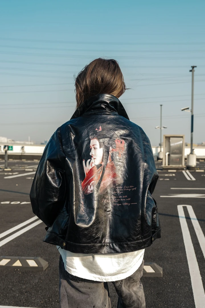 油墨印花人像褶皱pu皮衣油蜡面复古夹克外套