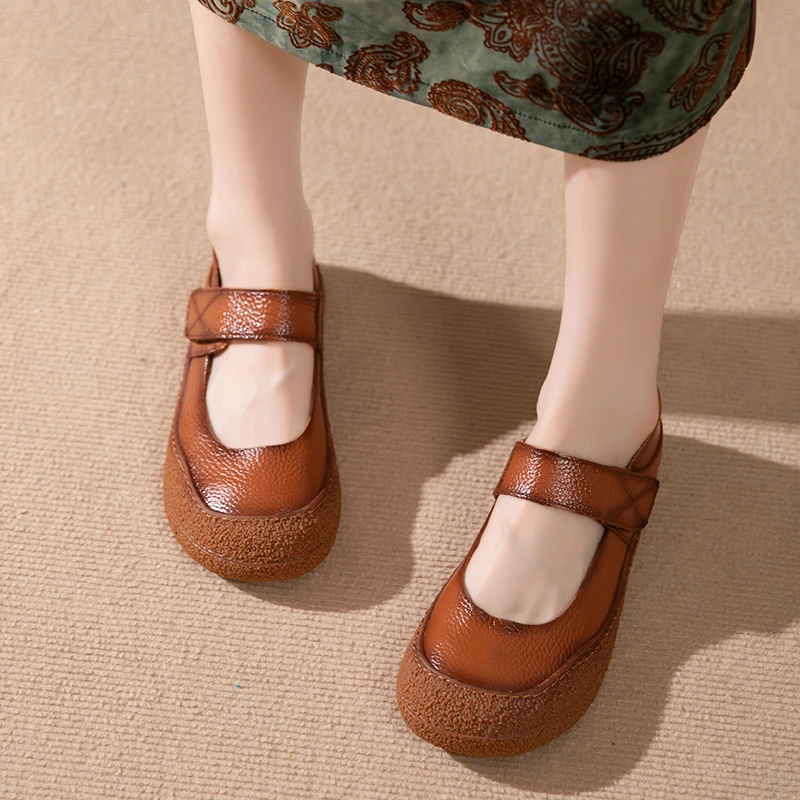 2025夏季新款头层牛皮软底软面轻盈舒适防滑耐磨休闲女单鞋复古鞋