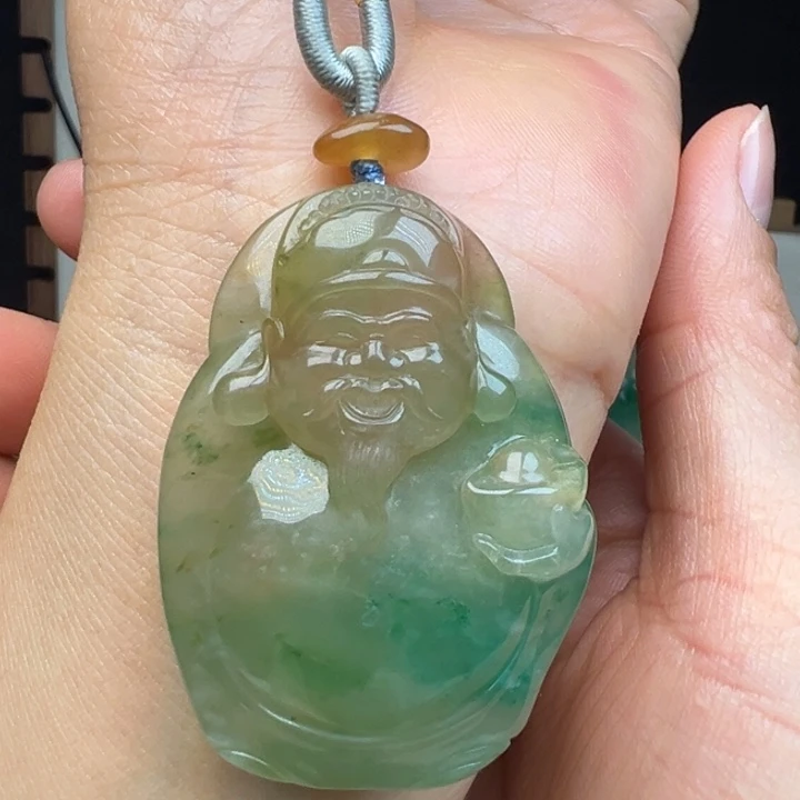 石英质玉未镶嵌颈饰