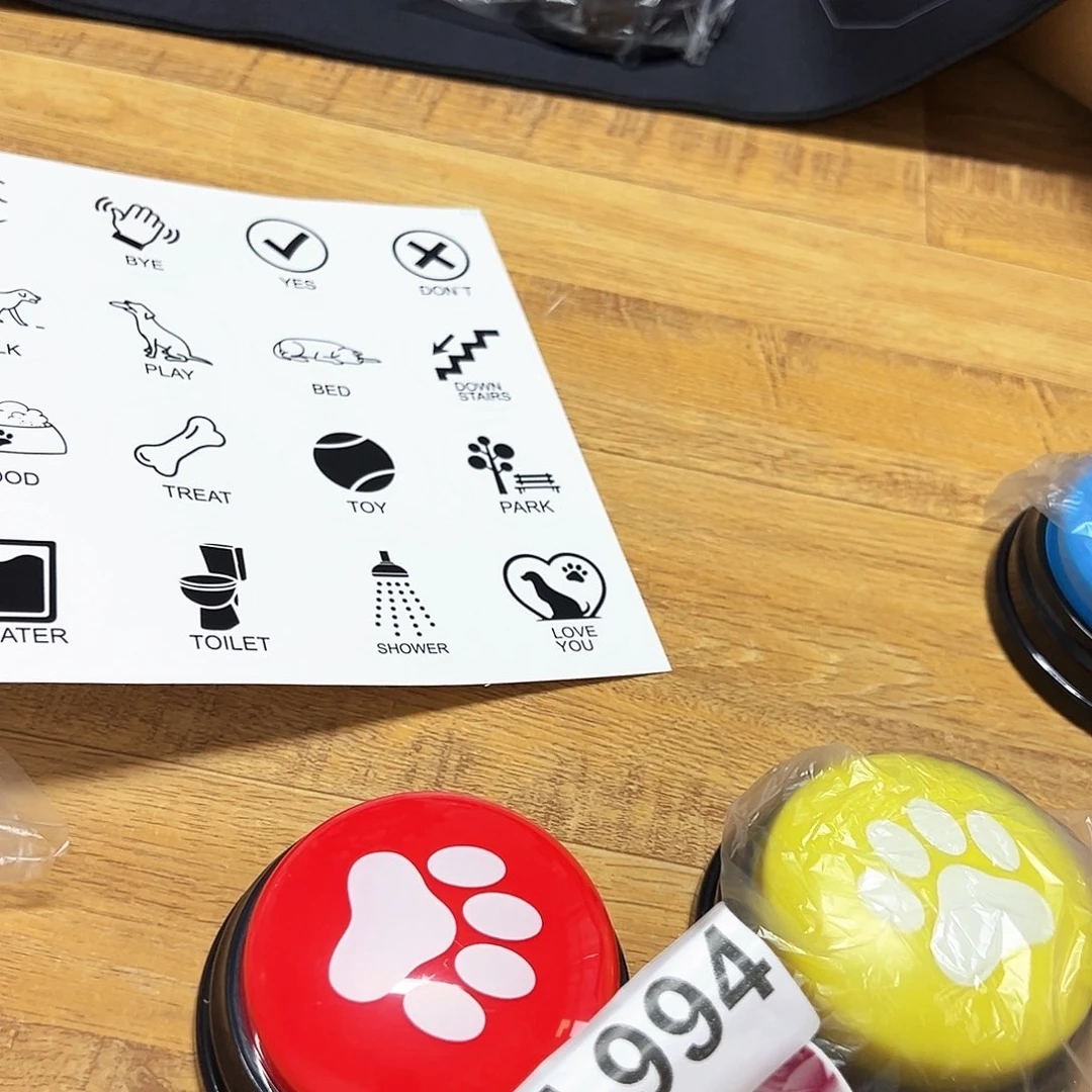 慎拍退单拉黑不退不换发一盒六个