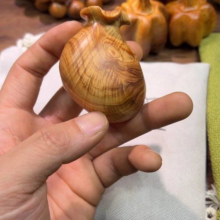 柏木（崖柏）陈化老料手串把件