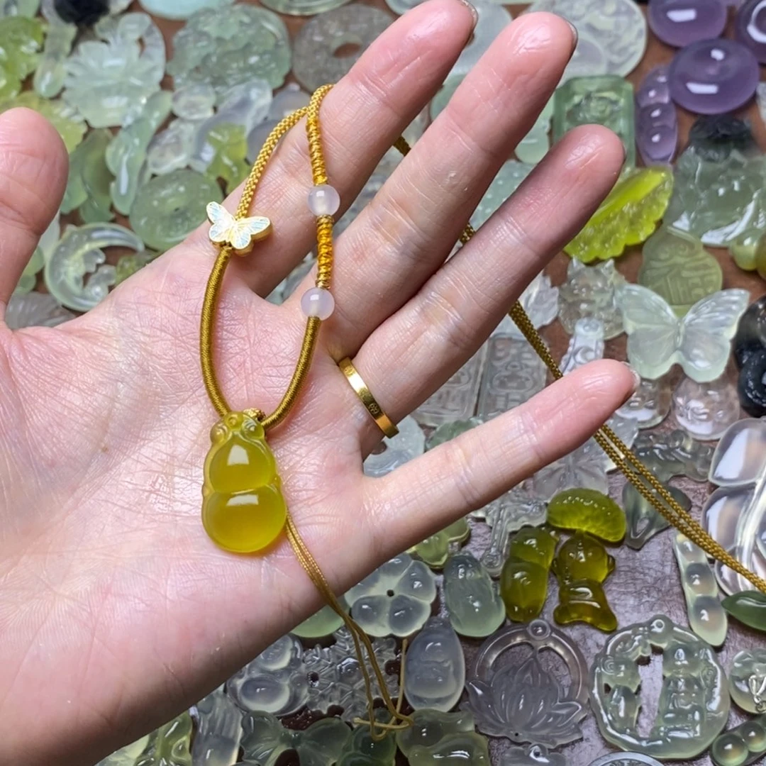 蛇纹石玉合金颈饰