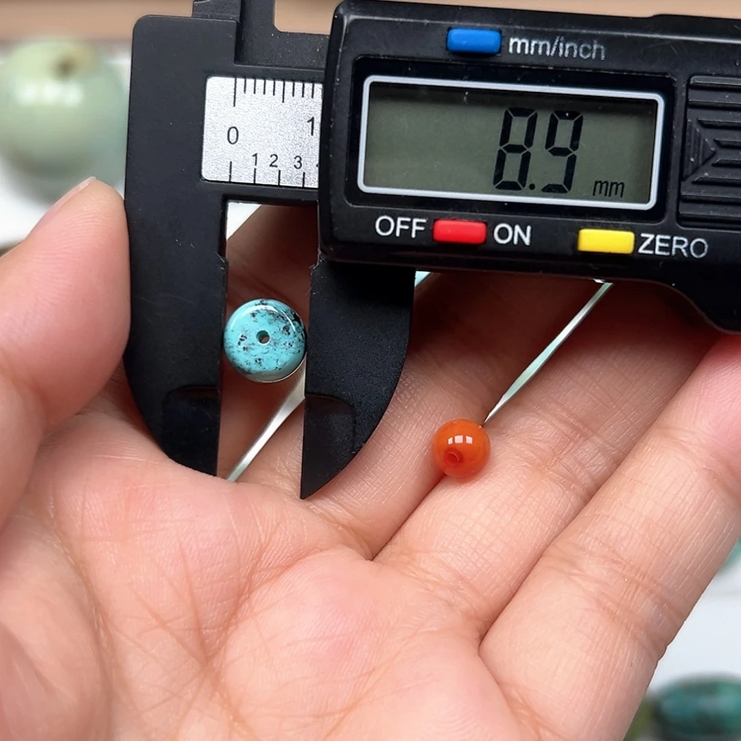 南红玛瑙未镶嵌珠宝奇石