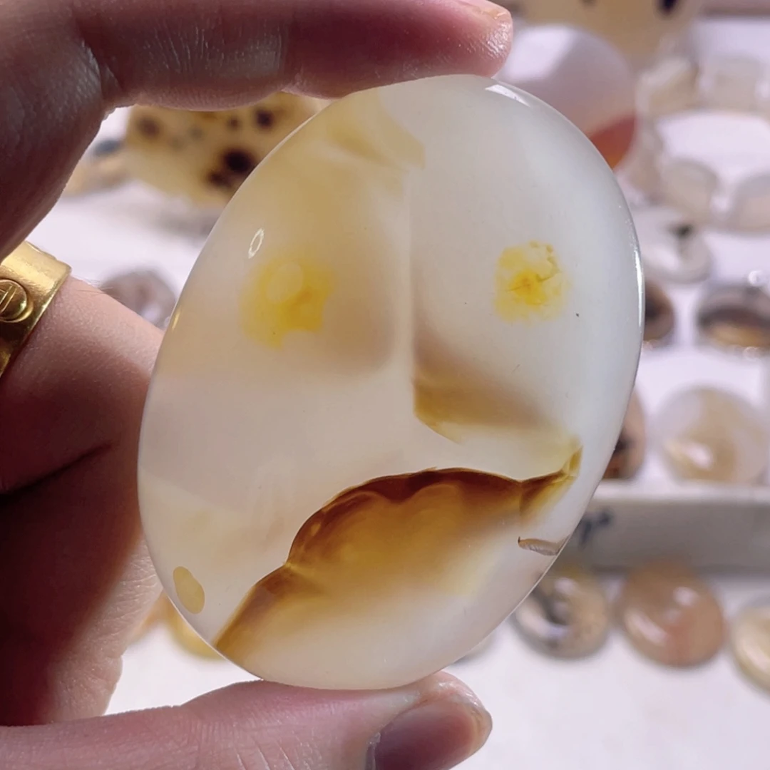 玛瑙/玉髓未镶嵌珠宝奇石