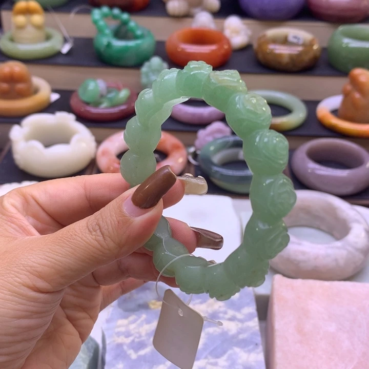 石英岩玉未镶嵌13468975444