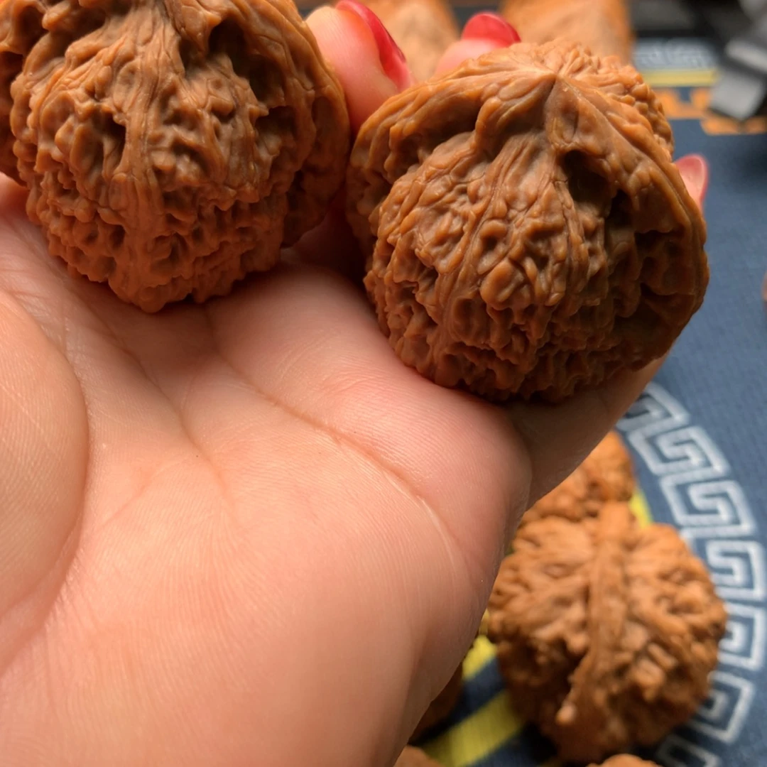 【闪购商品】把件文玩核桃十****m三角南疆42