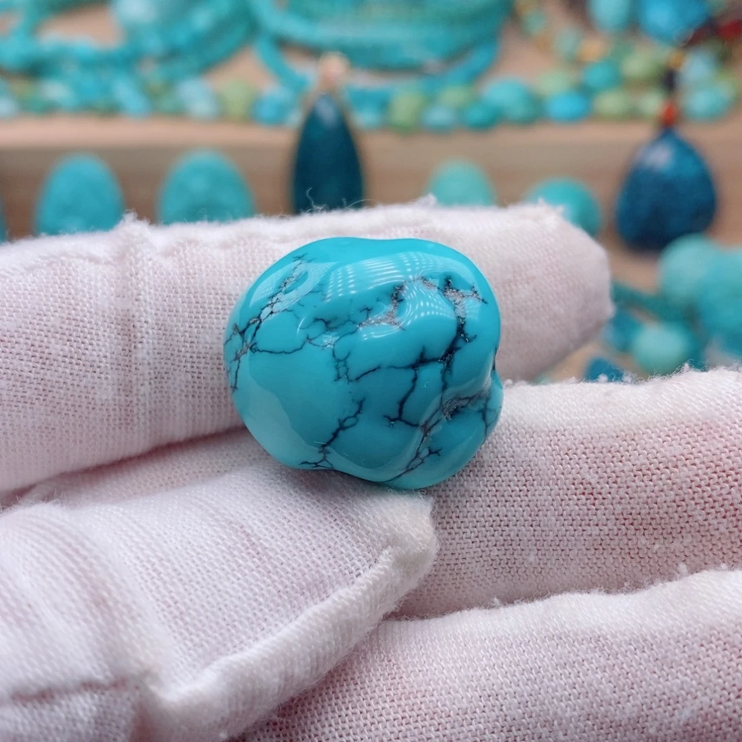 绿松石未镶嵌挂件