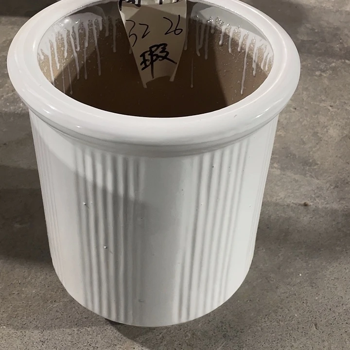 陶瓷材料的中号尺寸
