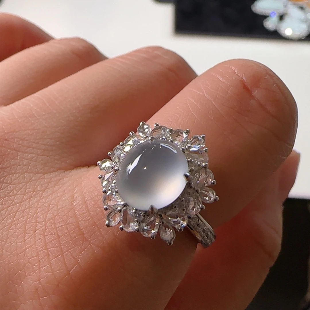 翡翠18K金镶嵌戒指天然翡翠