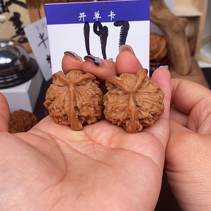 桃核吊坠三棱39有修s