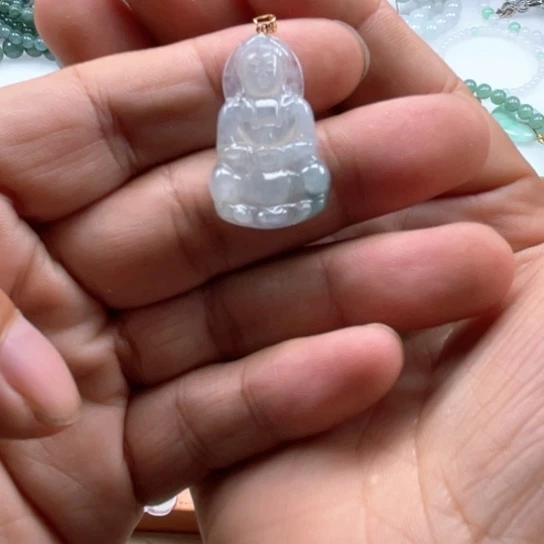 翡翠未镶嵌颈饰翡翠观音