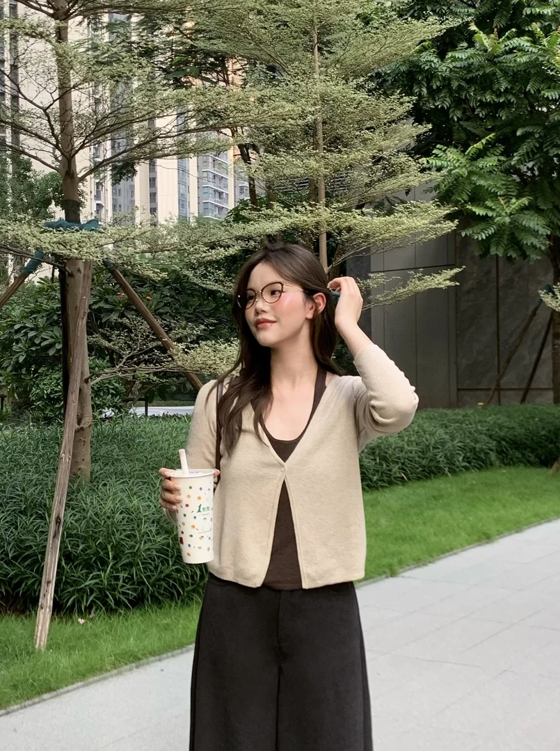 XIANJIE套头款针织长袖圆领修身毛针织衫显瘦外搭宽松毛衣