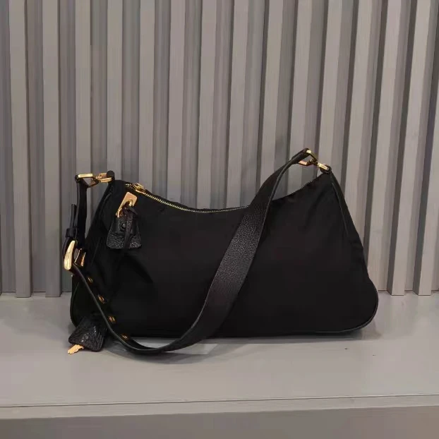 95新 Prada/普拉达 暮野奢品/普拉达单肩/04013