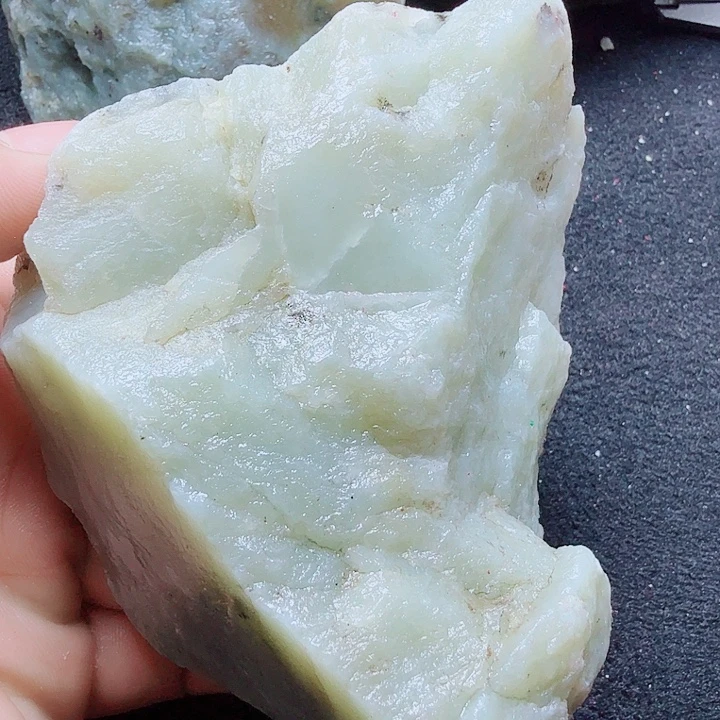 未镶嵌和田玉（糖玉）珠宝半成品