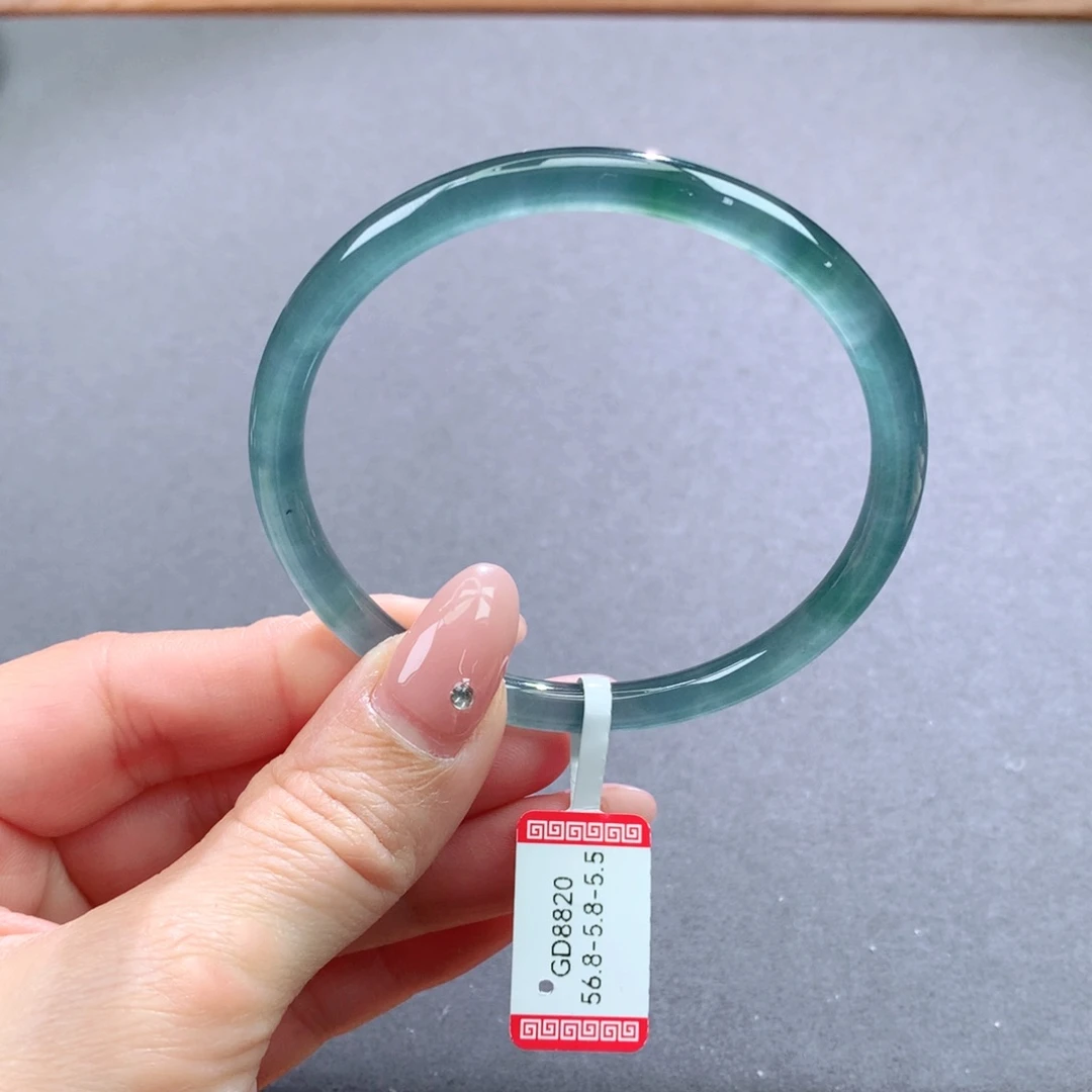 翡翠手镯未镶嵌天然翡翠手镯叮当镯