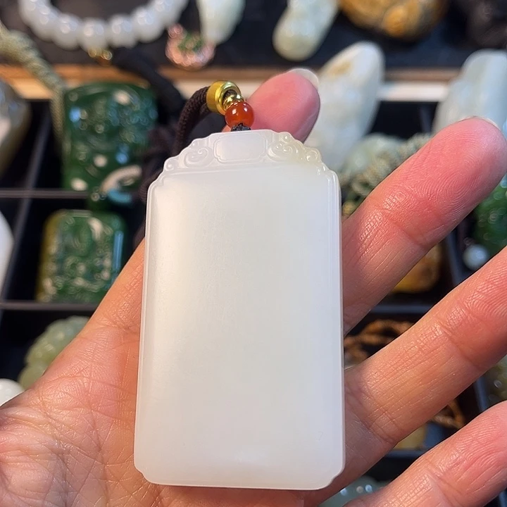 和田玉未镶嵌挂件