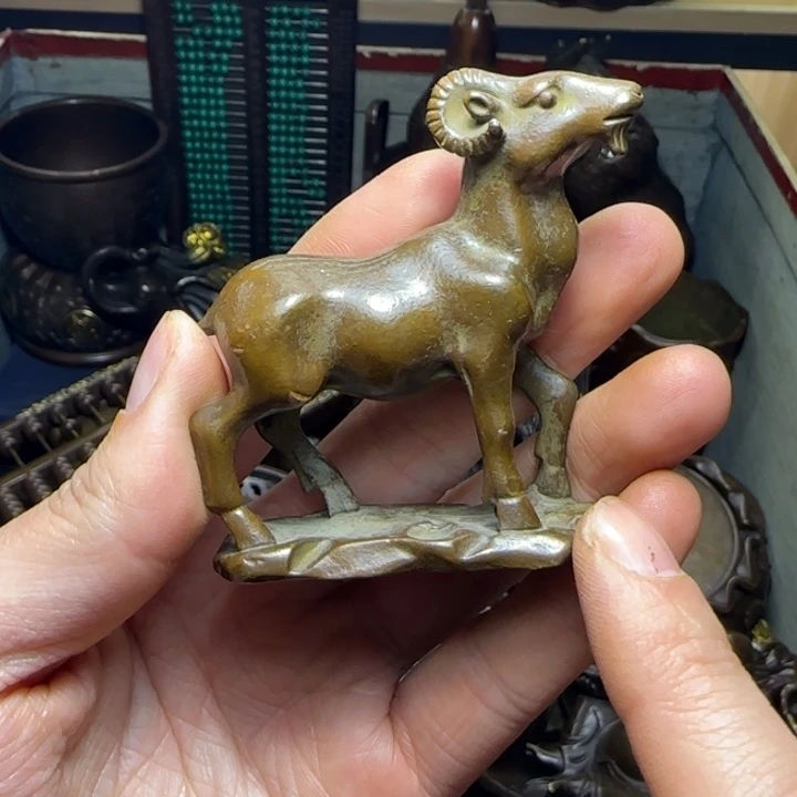 铜器把玩摆件链接