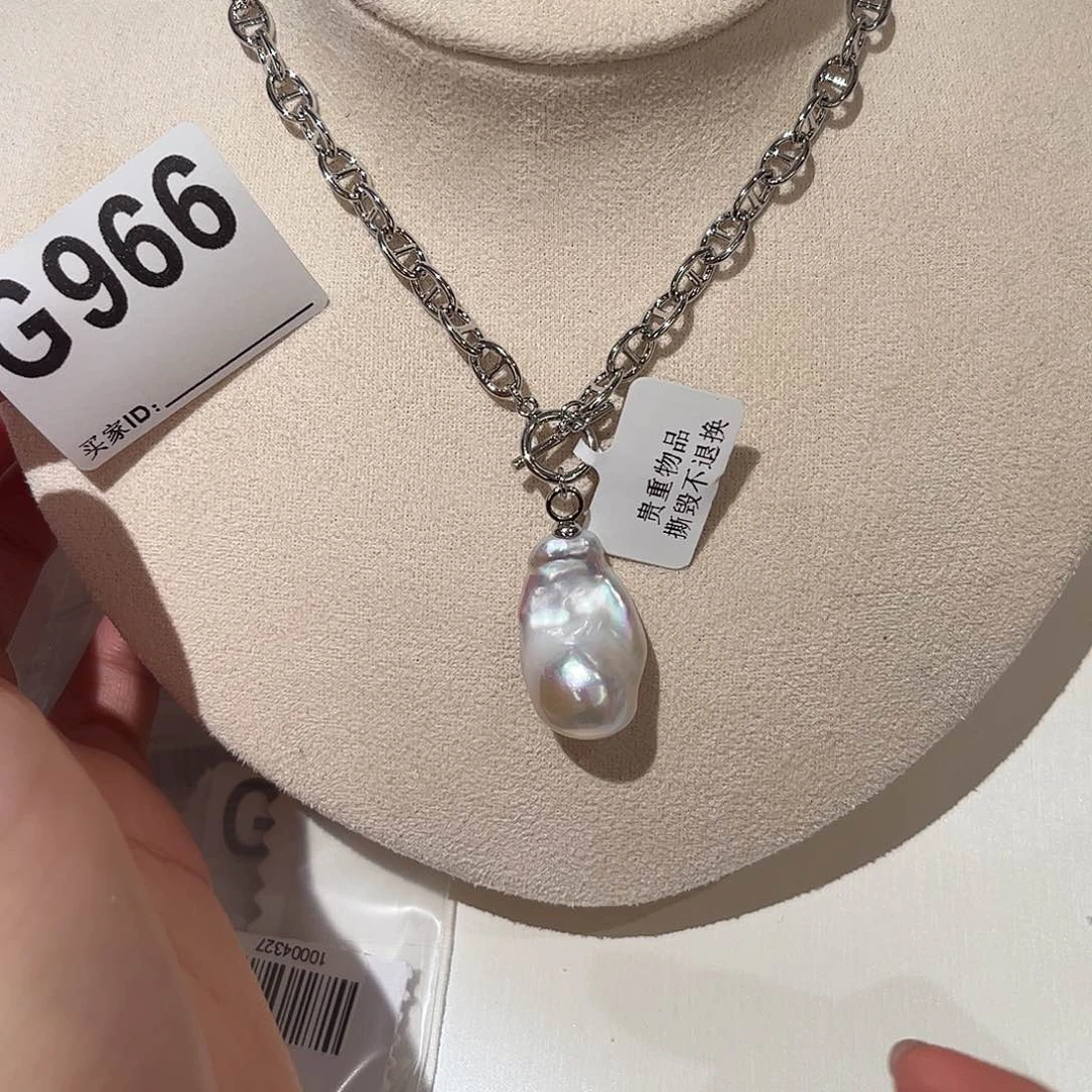 淡水珍珠合金颈饰