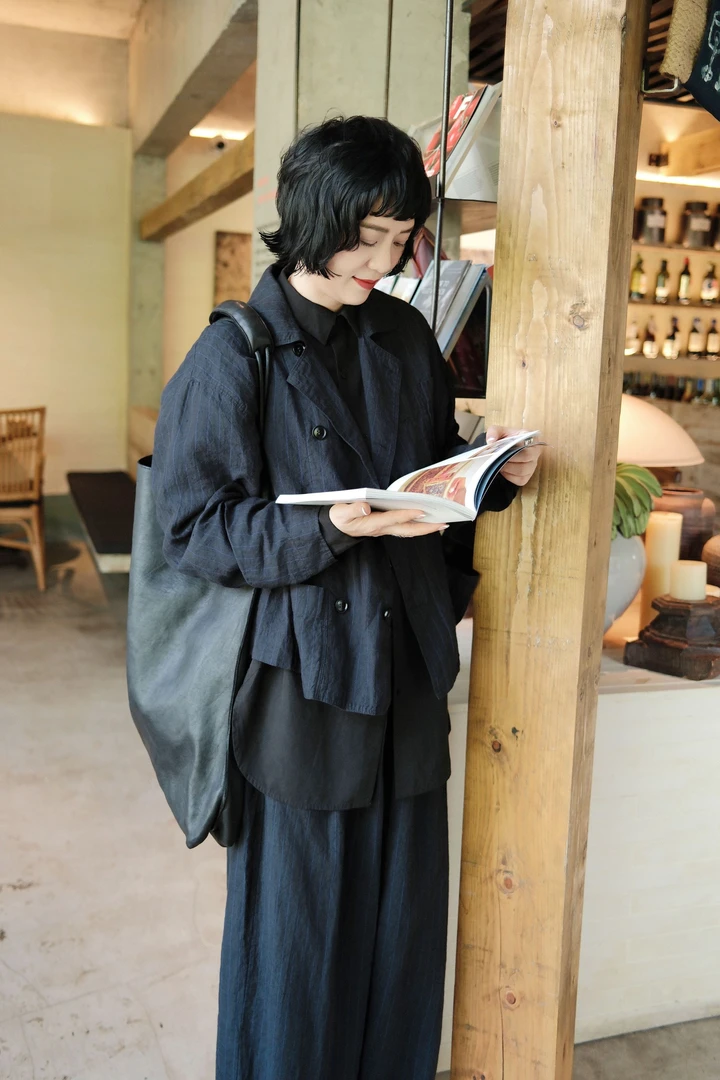 Li Wang/里望设计师款  日系细腻条纹 翻领宽松廓形短款外套