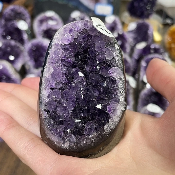 未镶嵌珠宝半成品水晶