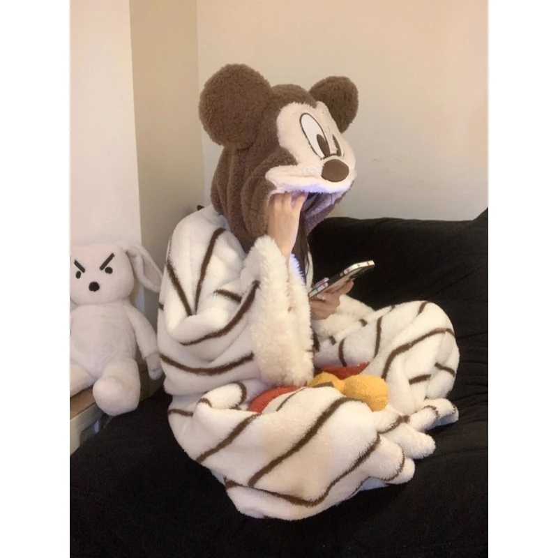 可爱米奇连帽珊瑚绒睡衣女款冬季大码加绒加厚毛绒睡袍家居服睡裙