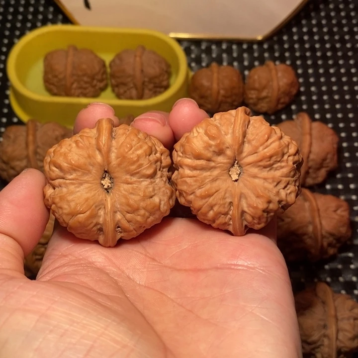 把件文玩核桃蟾形好大腿南瓜底