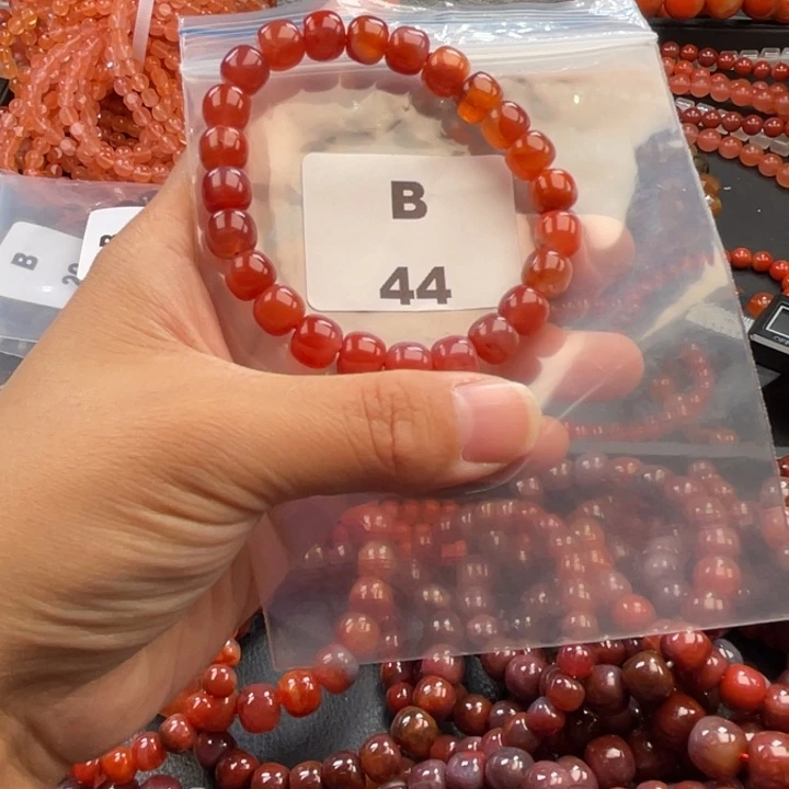 南红玛瑙未镶嵌多样性发货默认微瑕8mm