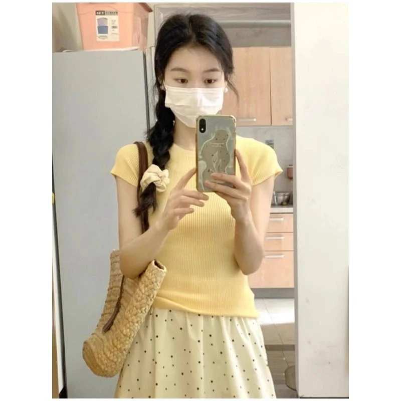 纯欲黄色冰丝针织短袖t恤女装夏季新款chic甜辣短款修身正肩上衣