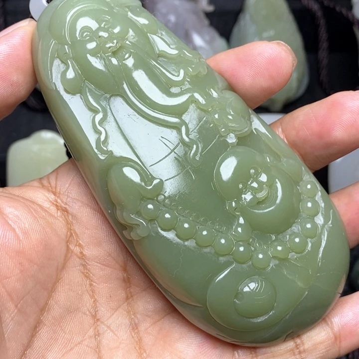 颈饰未镶嵌和田玉